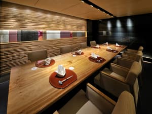 thumbnail: Restaurant