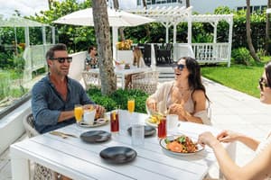 thumbnail: Terrace/patio