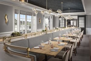 thumbnail: Bar (on property)
