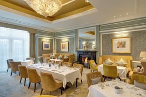 thumbnail: Restaurant