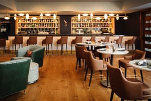 thumbnail: Restaurant
