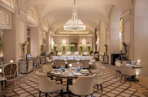 thumbnail: Restaurant