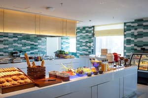 thumbnail: Breakfast area