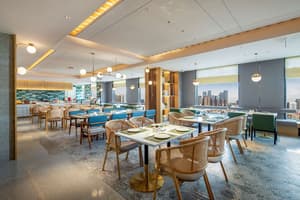 thumbnail: Restaurant