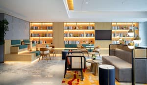 thumbnail: Bar (on property)