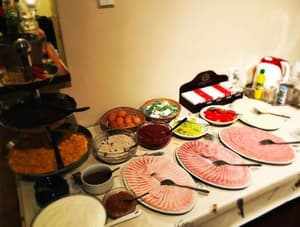 thumbnail: Dining
