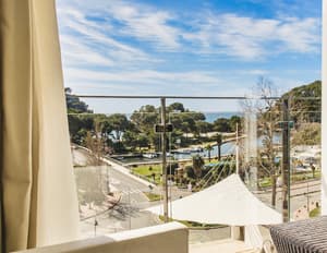 thumbnail: Beach/ocean view