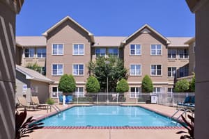 thumbnail: Outdoor pool