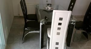 thumbnail: In-room dining