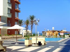 thumbnail: Outdoor pool