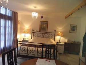 thumbnail: General view