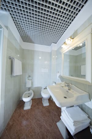 thumbnail: Bathroom