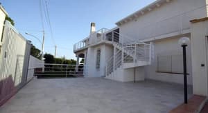 thumbnail: Exterior