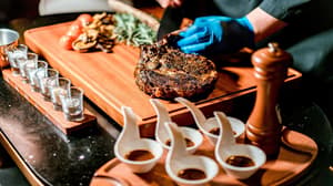 thumbnail: Restaurant