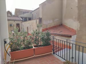 thumbnail: Balcony