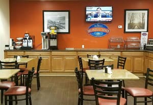thumbnail: Breakfast area