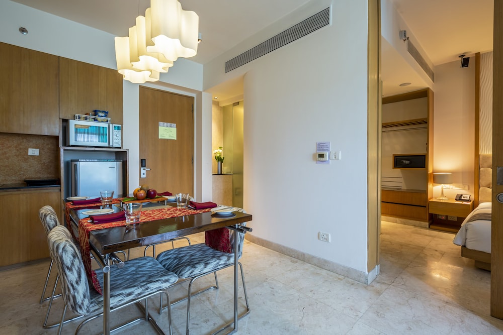 Private kitchenette