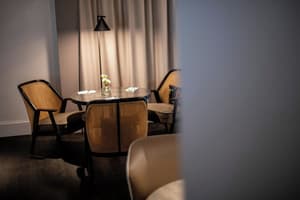 thumbnail: Lounge