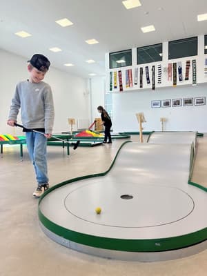 thumbnail: Mini-golf