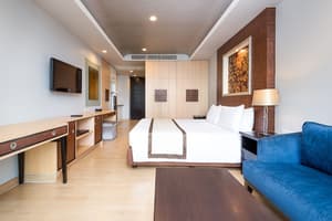 thumbnail: Room