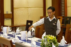 thumbnail: Banquet hall