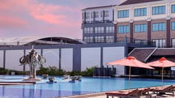 Pacific Hotel & Spa