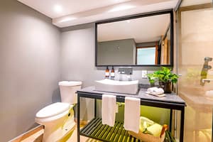 thumbnail: Bathroom