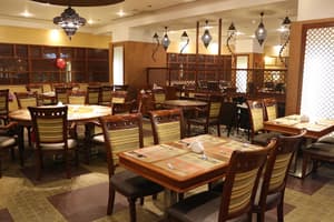 thumbnail: Dining