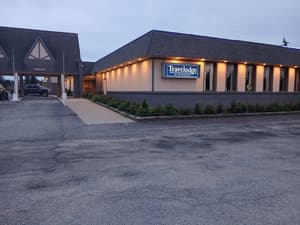 thumbnail: Exterior