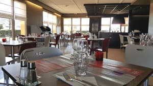 thumbnail: Restaurant