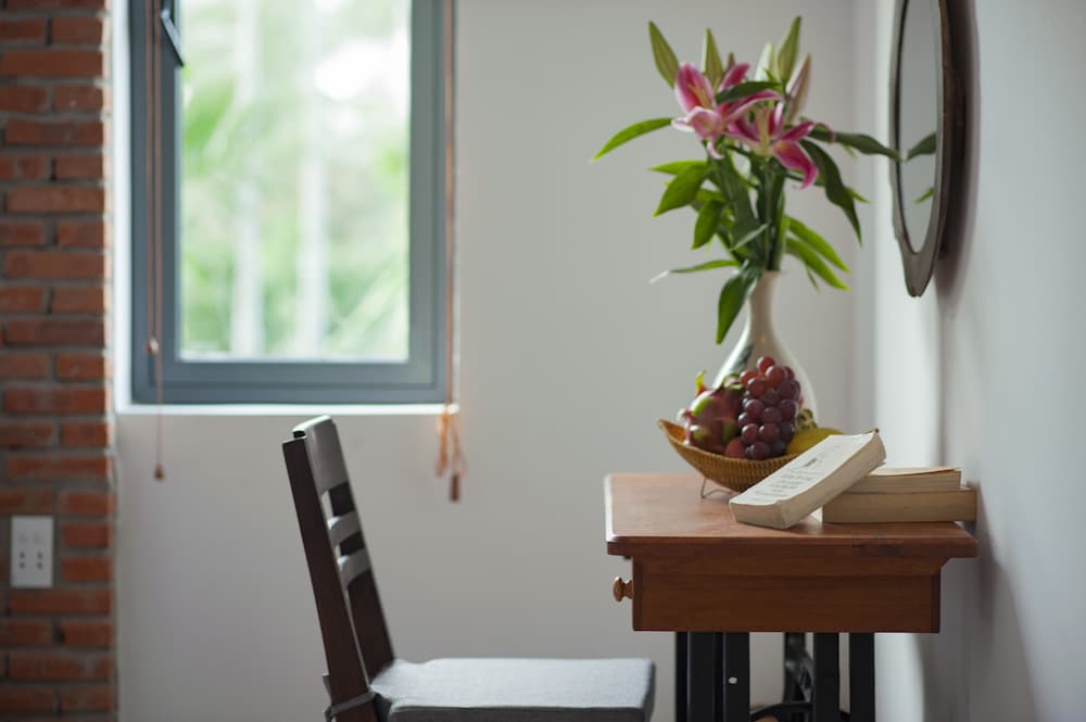 Room amenity