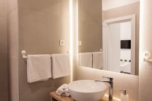 thumbnail: Bathroom sink