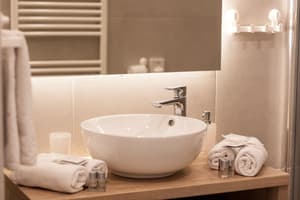 thumbnail: Bathroom sink