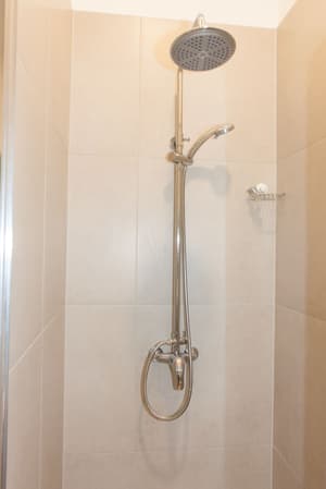 thumbnail: Bathroom shower