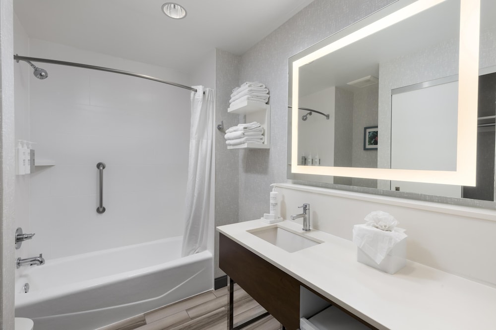 Bathroom shower