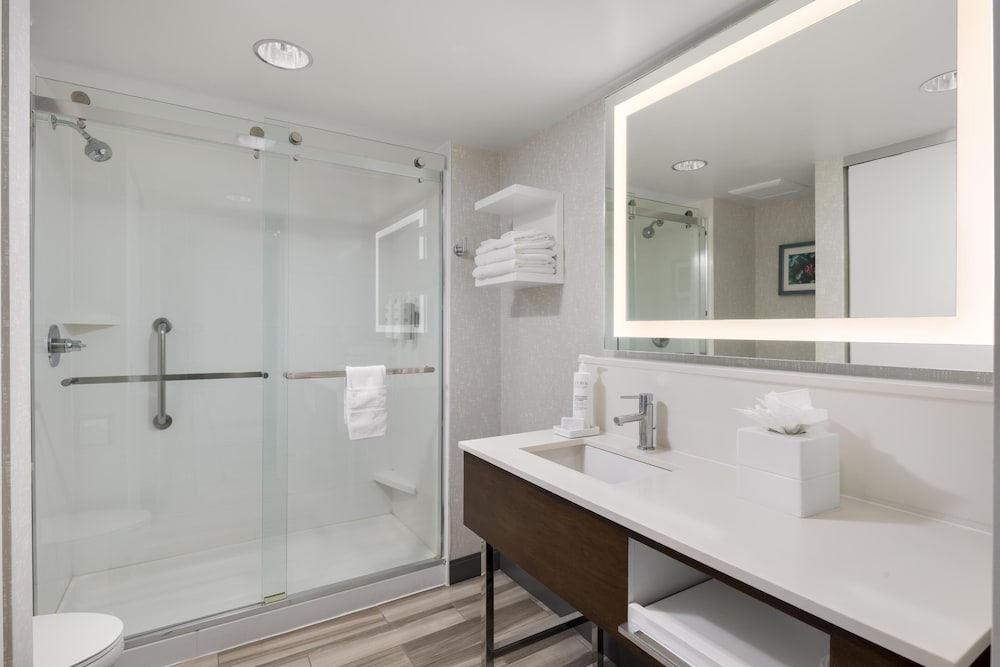 Bathroom shower