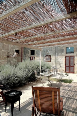 thumbnail: Interior detail