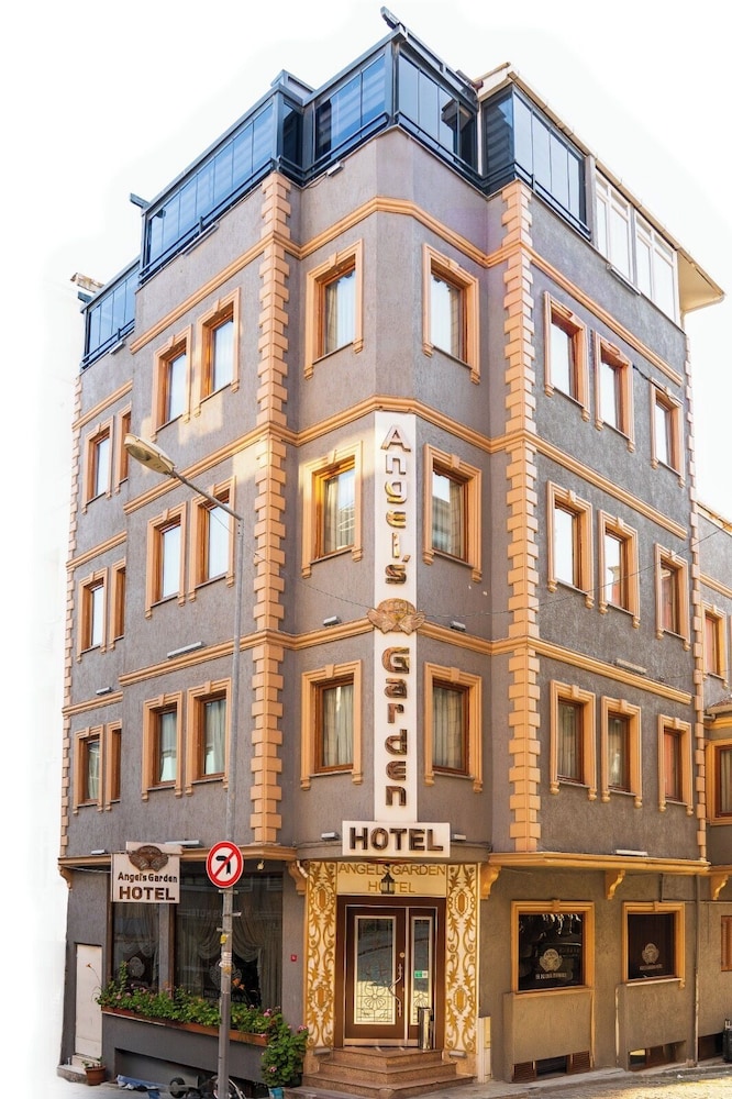 Primary image