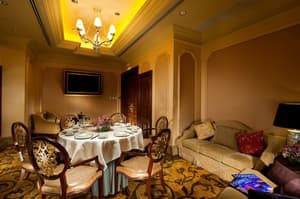 thumbnail: Dining