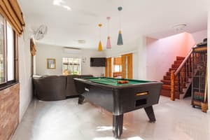 thumbnail: Billiards