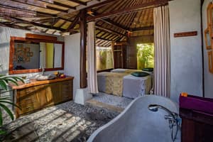 thumbnail: Indoor spa tub