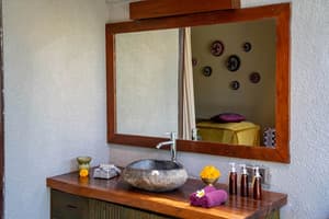 thumbnail: Indoor spa tub