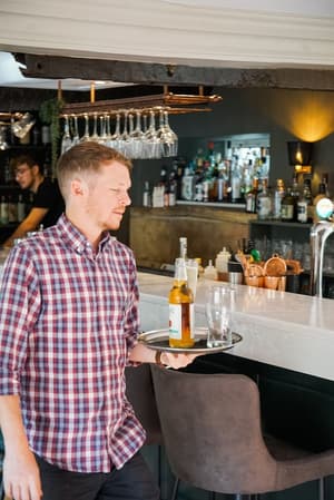 thumbnail: Bar (on property)