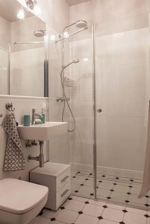thumbnail: Bathroom