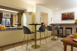 thumbnail: Breakfast area