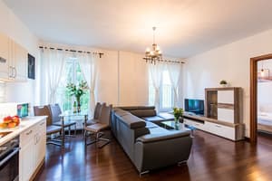 thumbnail: Living area