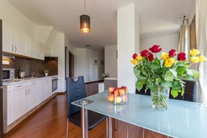 thumbnail: In-room dining
