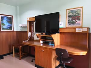 thumbnail: Room amenity