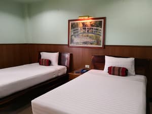 thumbnail: Room