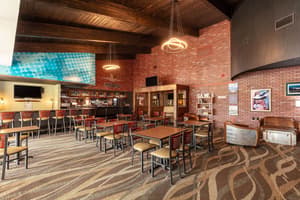 thumbnail: Bar (on property)